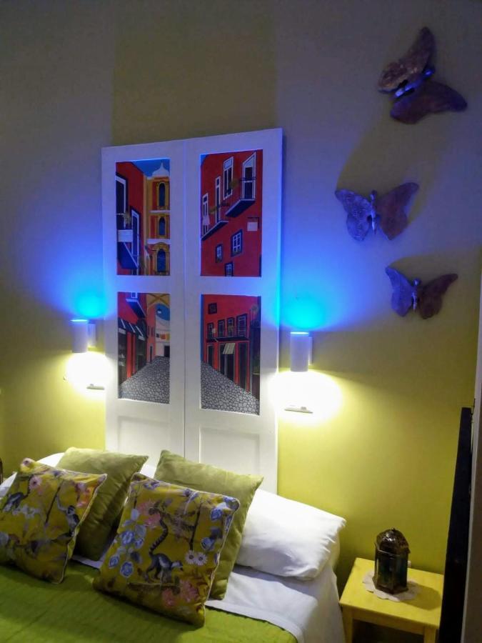 Le Stanze Di Angela Bed & Breakfast Naples Exterior photo